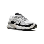 9060 "Grey Jet Black"